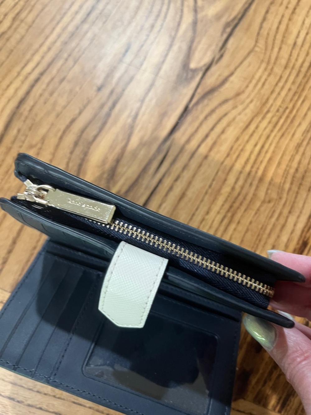 kate spade White and Aqua Two-Tone Zip Wallet - Picture 3 of 5